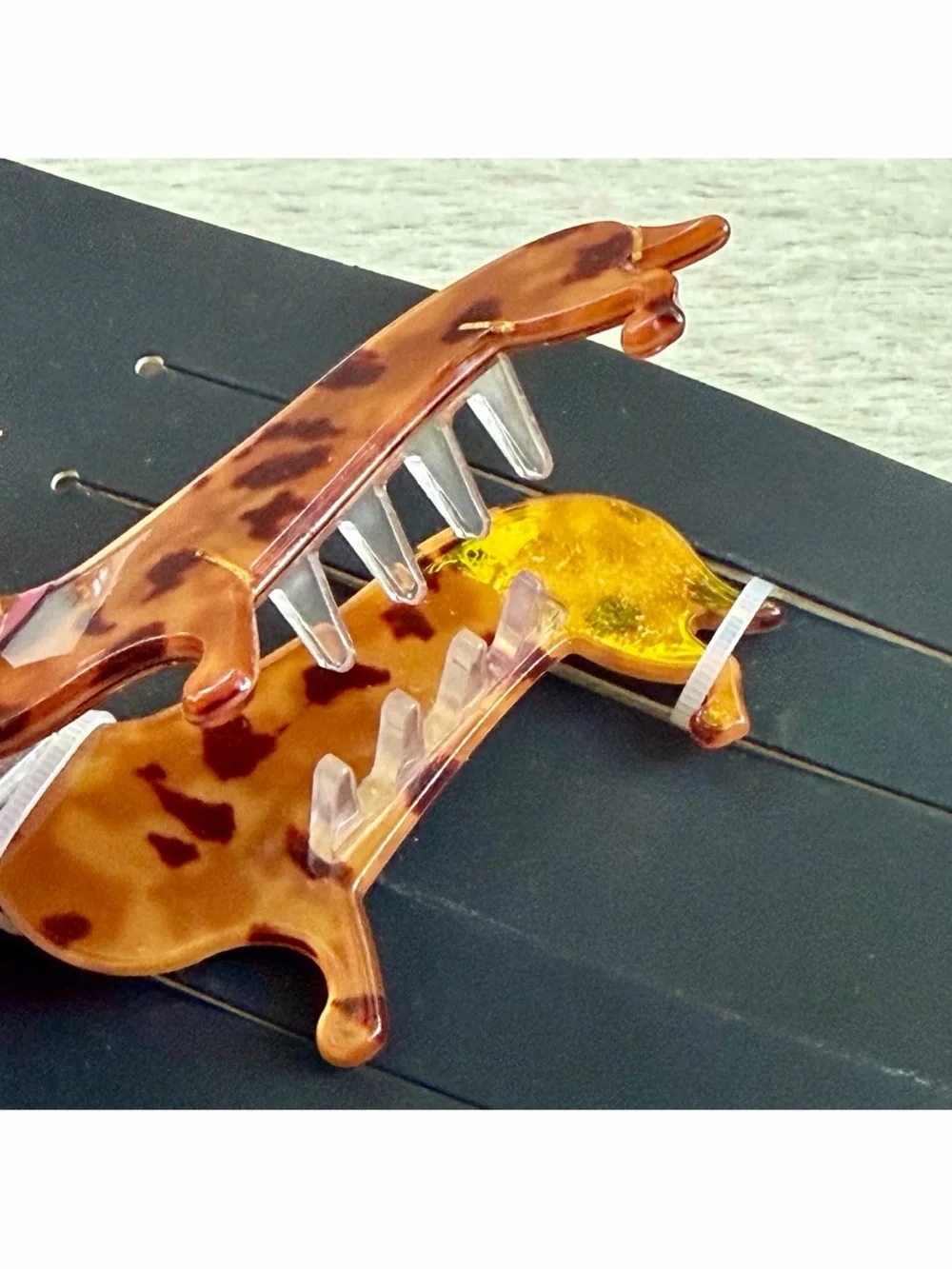 Noir Dachshund Acrylic Hair Claw Clip Brown Eclectic Y2K Cute Dog Lover Gift NWT